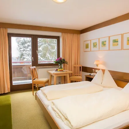 & Art Kristiana Hotel 4*