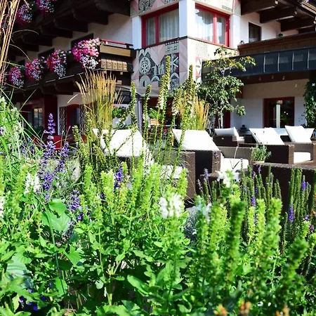 & Art Kristiana 4* Saalbach-Hinterglemm